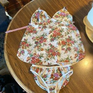 NWOT Petra Fashions set